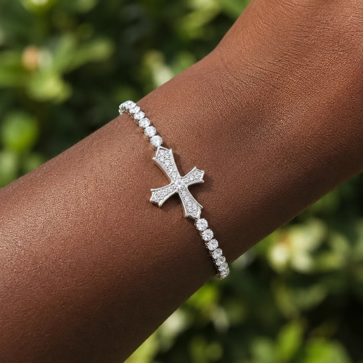 Lumière – Pavé Zircon Cross Tennis Bracelet in Silver or Gold