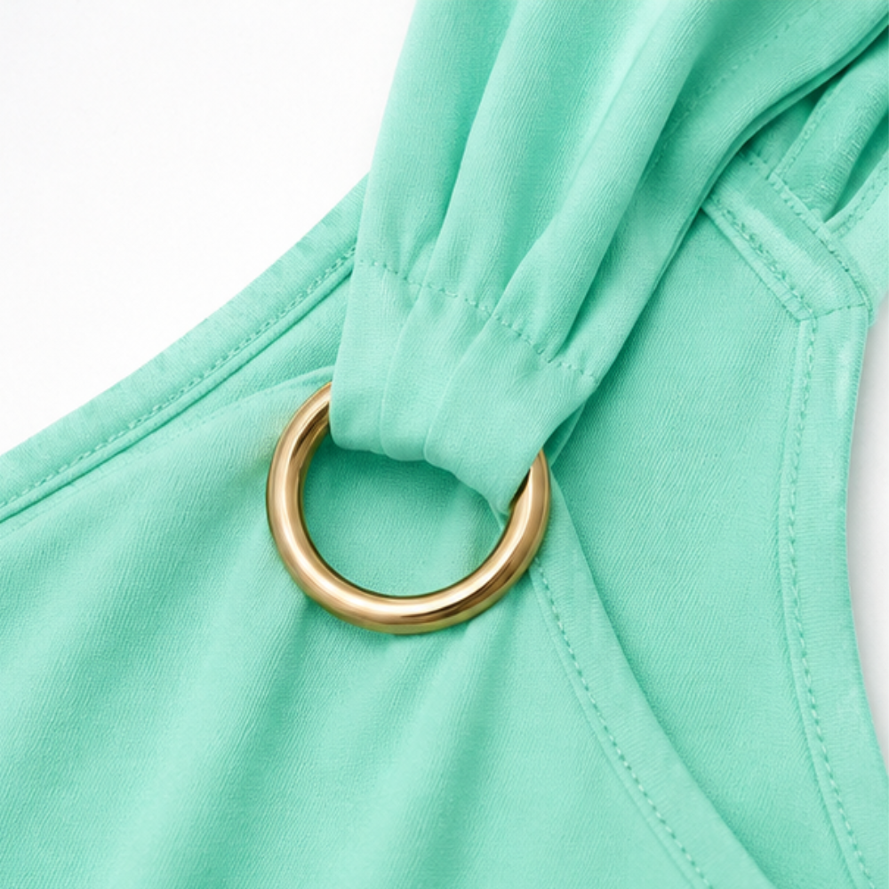 Wearbella – Round-Ring V-Neck Top And Shorts Set