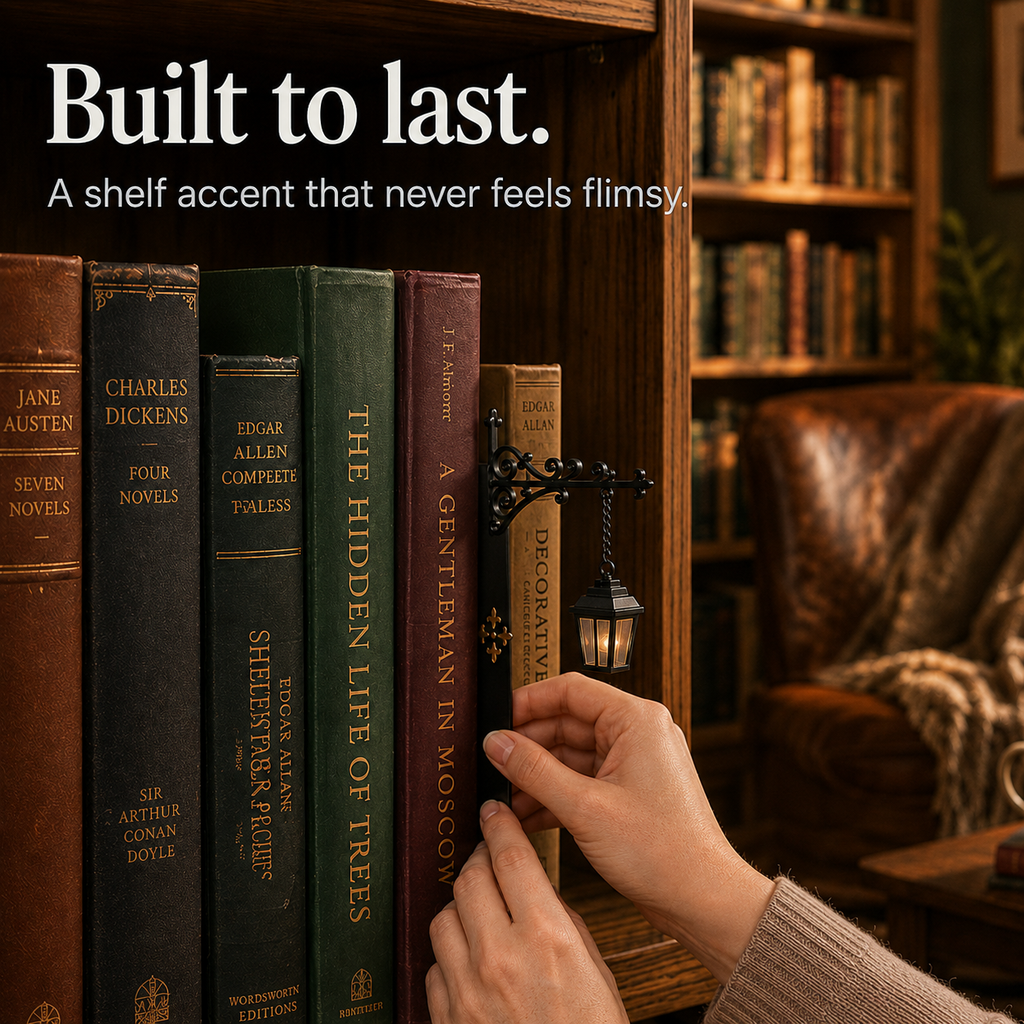 Nightpost – Streetlamp Bookend Shelf Light