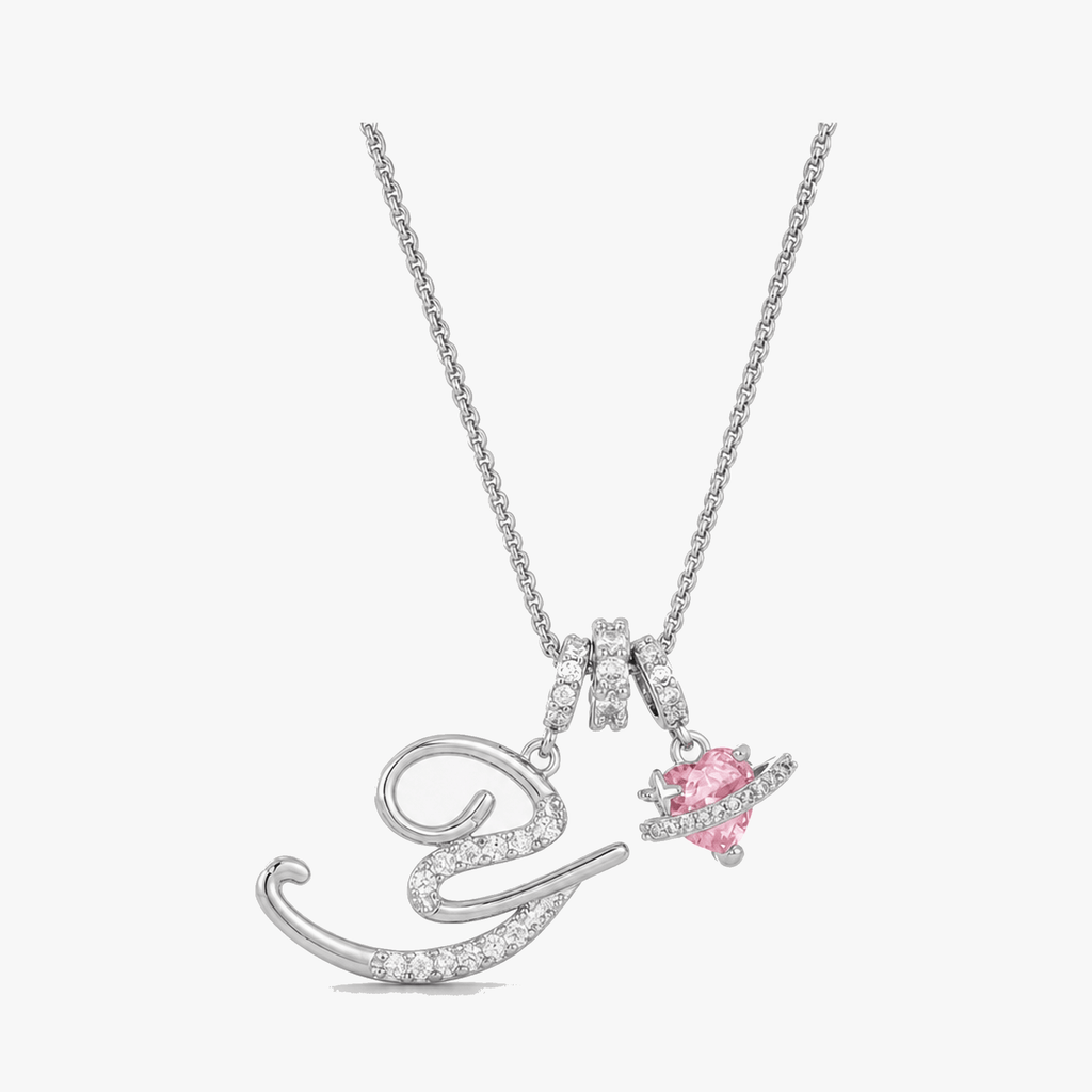 Levara – Personalized Initial Heart Necklace