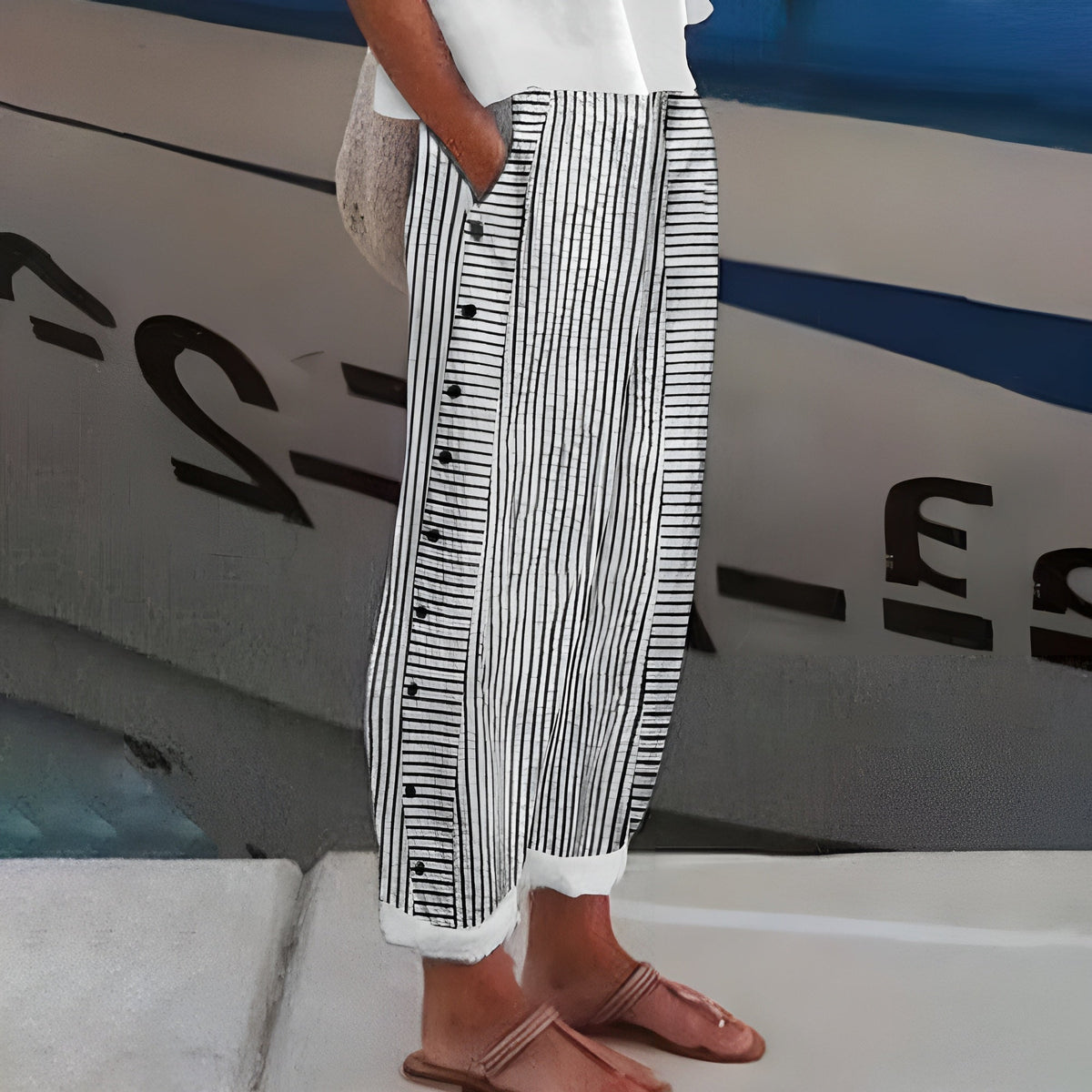 AVERY™ | STRIPED CASUAL TROUSERS