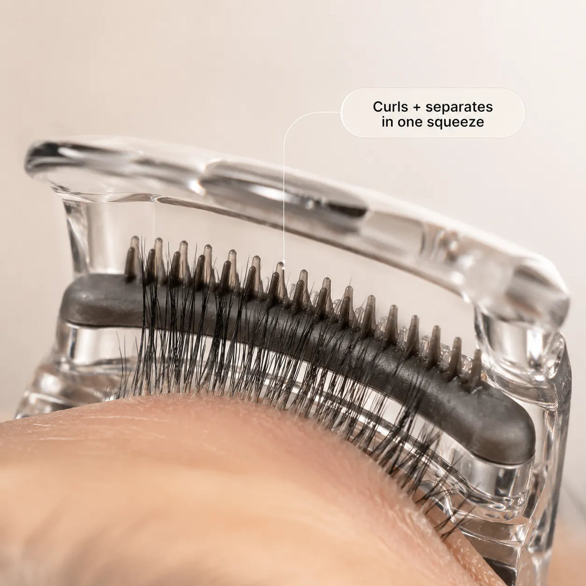 LashLift – Clear Eyelash Curler with Built-In Separating Comb