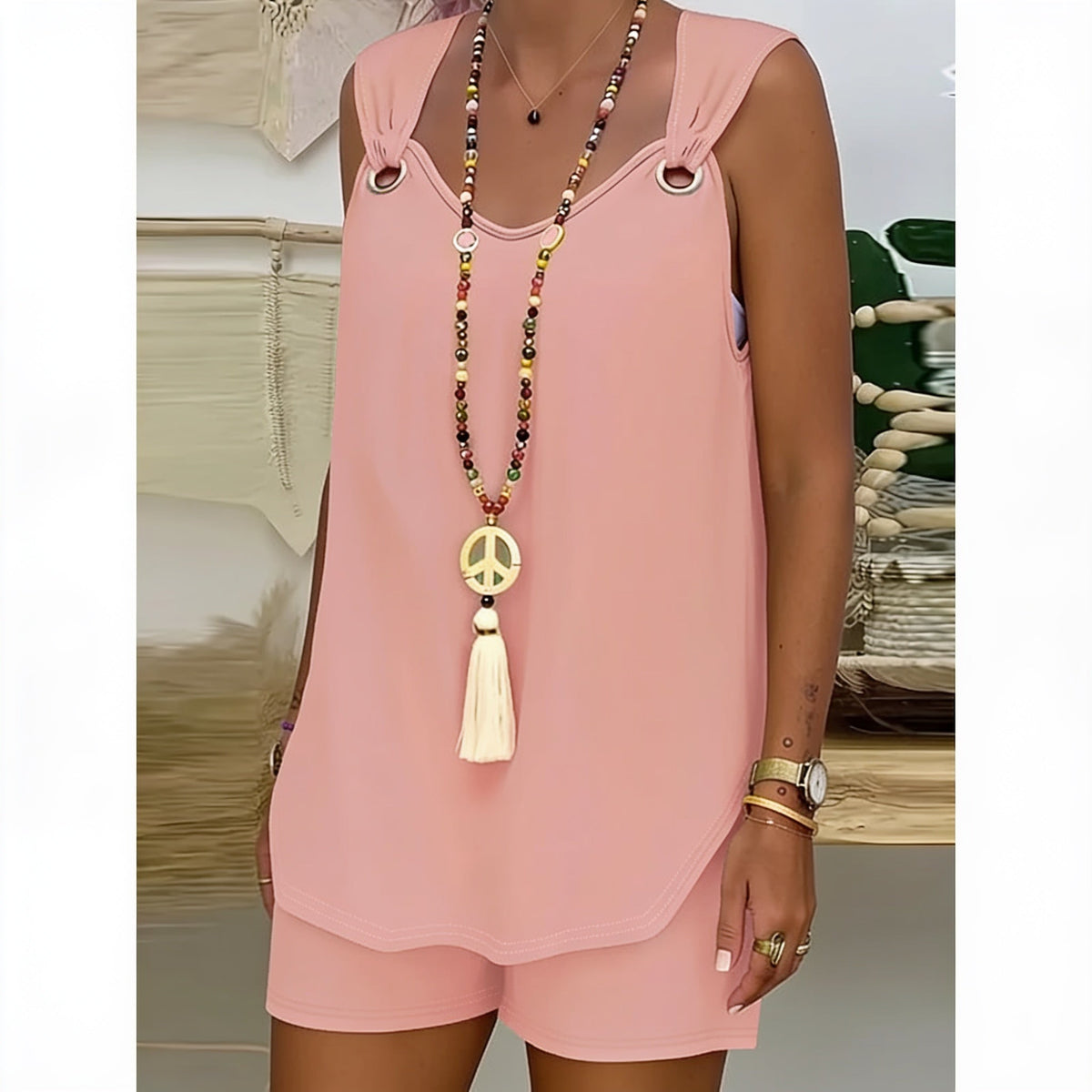 Wearbella – Round-Ring V-Neck Top And Shorts Set
