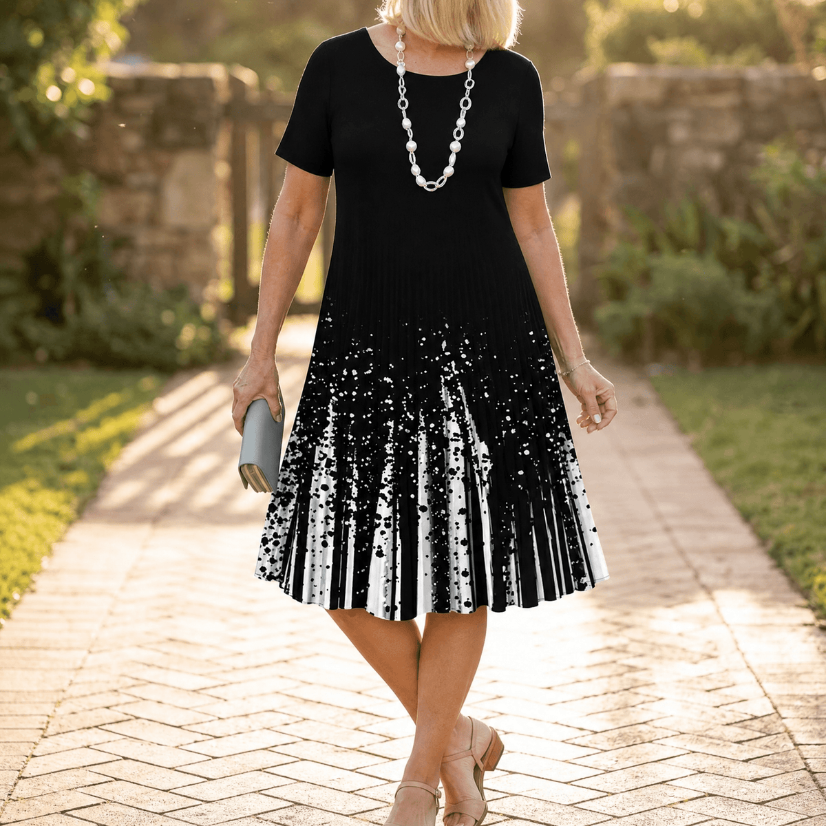 Vivara – Women's pleated gradient print dress