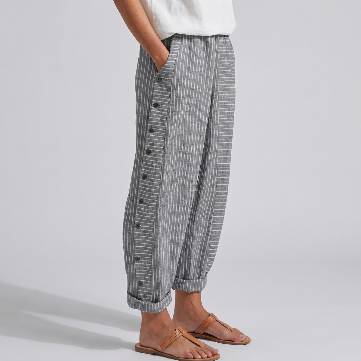 AVERY™ | STRIPED CASUAL TROUSERS